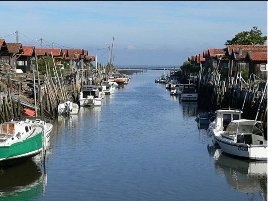 Charme & Confort- Les Cottages Du Bassin D'Arcachon- Petit-Dejeuner Sur Demande - Nuitee, Court Sejour, Semaine Gujan-Mestras Eksteriør bilde